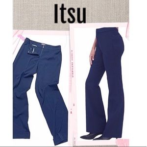 NEW WITH TAGS Itsu Trousers navy blue mid-rise trousers Size 4